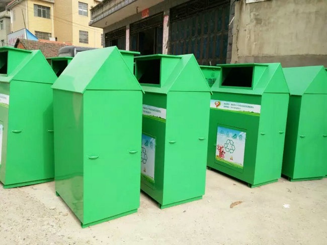 舊衣物捐贈(zèng)箱